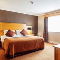 Rooms & Suites