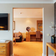 Rooms & Suites